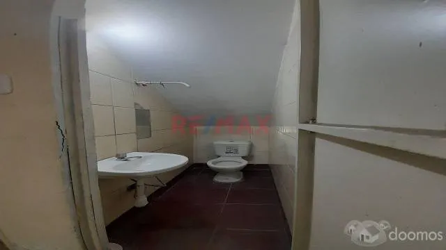 Local comercial en 1er piso ubicado frente al hospital de la Solidaridad — foto 8