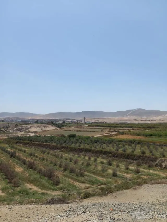El Terreno en venta, se encuentra ubicado frente a la playa albatros al costado de la ciudad de Mollendo. - 2