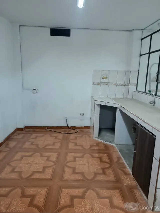 Alquilo Local Comercial Cerca a Mercado Ceres - Zona Altamente Comercial — foto 5