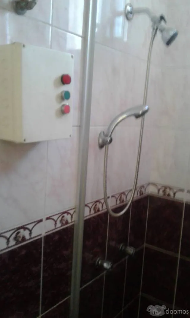 SE ALQUILA HABITACION  PUERTA A LA CALLE ,BAÑO PRIVADO . — foto 5