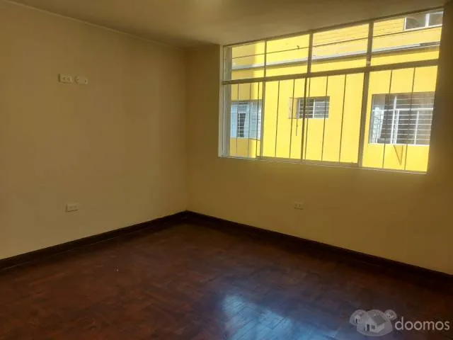 Vendo Departamento en Lince cerca centro financiero de San isidro. Vivienda/Oficina — foto 3