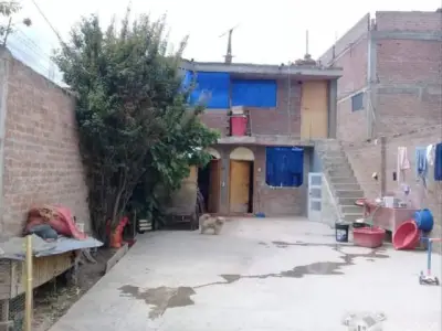 VENDO CASA EN CHILCA-HYO
