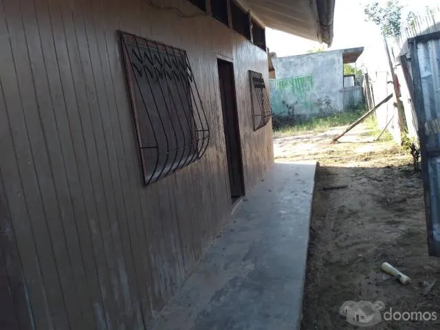 Casa con terreno comercial 1200 m2 - 6