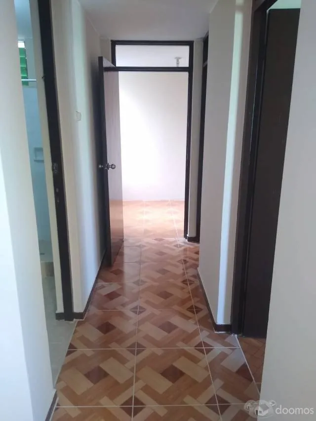 vendo departamento renovado en plena avenida y cerca al aeropuerto. trato directo. negociable. — foto 5