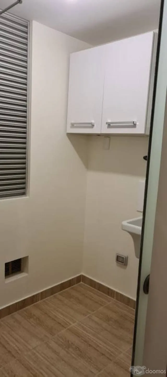 Alquiler De Departamento En El Condominio Alameda Buganvillas Ubicado En Comas, Dpto De 84m2 Piso 9. - 4