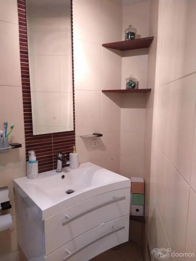 Venta de Departamento en 1er Piso y Estacionamiento, Frente a Parque en Lince — foto 6