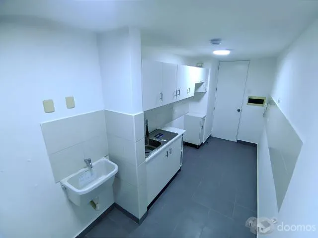 VENDO HERMOSO DEPARTAMENTO EN EL CALLAO, LA MEJOR ZONA, A 5 MINUTOS DE PLAZA VEA!! — foto 3
