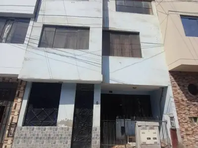 Vendo casa SMP