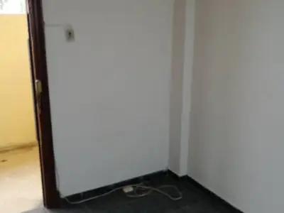 Alquilo Habitación/Almacén/Deposito en San Isidro - Excelente ubicación