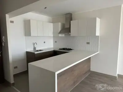 Alquilo Dpto Estreno Miraflores Sin Amoblar Vista calle 80m2 con balcón $900