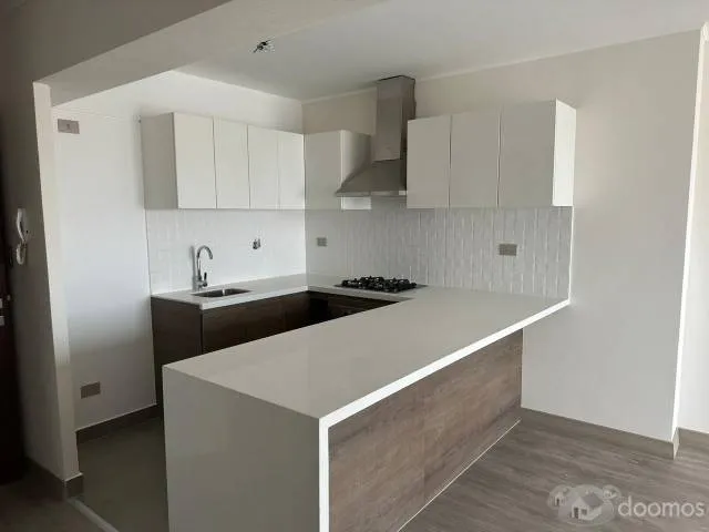 Alquilo Dpto Estreno Miraflores Sin Amoblar Vista calle 80m2 con balcón $900 - 2