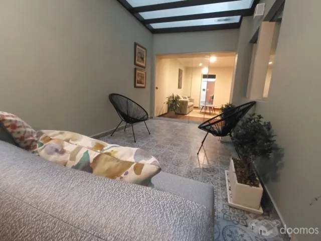 Inversión inteligente en Miraflores: Amplio departamento en venta con gran potencial de rentabilidad — foto 6