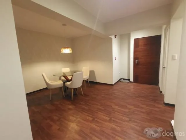 Inversión inteligente en Miraflores: Amplio departamento en venta con gran potencial de rentabilidad — foto 11