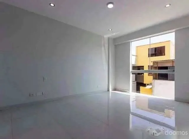 Amplio departamento de 3 habitaciones en Surco. ¡Ubicación privilegiada y acabados de calidad! — foto 11