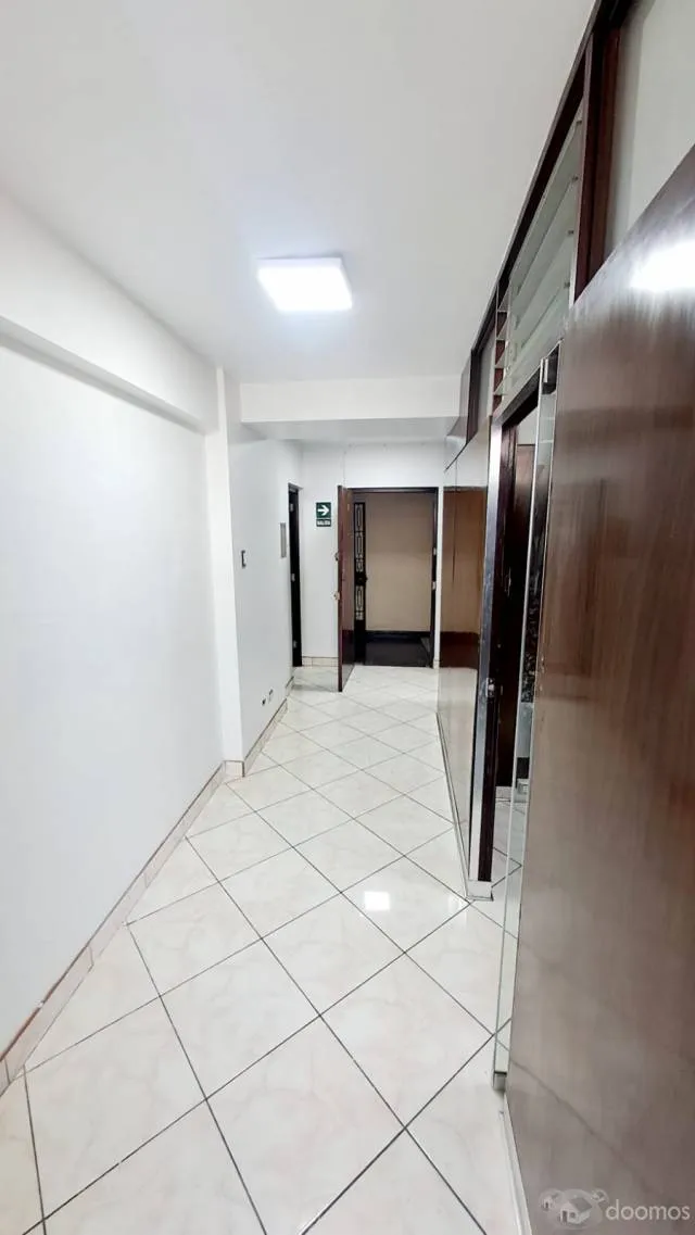 ALQULER DE OFICINA EDIFICIO ANGLO PERUANO — foto 5