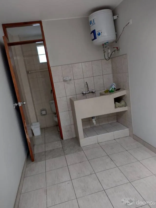 VENDO CASA DE 2 PISOS DE 160 M2 EN LOS OLIVOS Urb. Villa Los Ángeles - A 3 cuadras de Mega Plaza. — foto 6