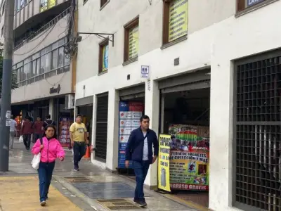 VENDO LOCAL COMERCIAL EN GALERIA