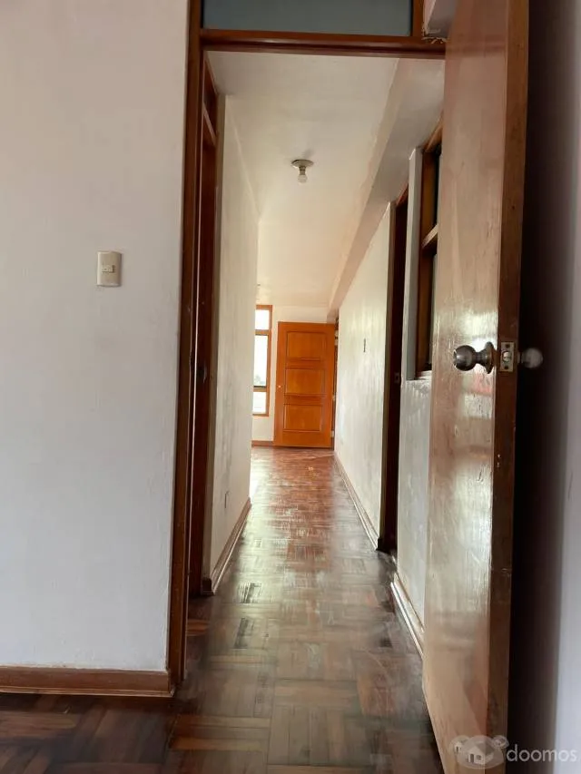 OCASION! SE VENDE LINDO DEPARTAMENTO EN LA PERLA ALTA EN 3ER PISO — foto 8