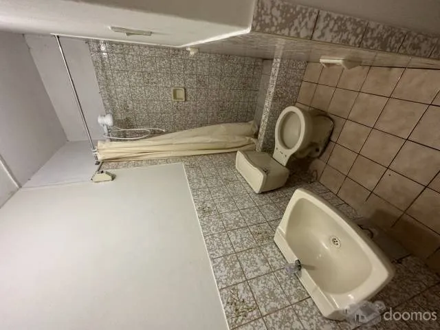 Habitación con baño privado. Incluye Agua caliente y servicios en Los Olivos — foto 3