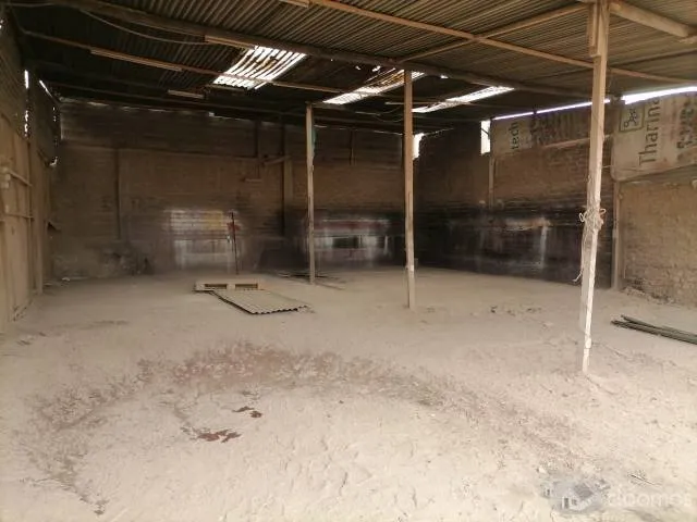 ALQUILER LOCAL — foto 2