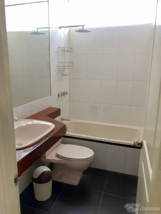 ¡Encantador departamento en alquiler! Espacioso, renovado y con opción de amoblado. Ubicación privilegiada — foto 11