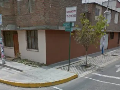 Vendo como casa o como terreno con excelente ubicación