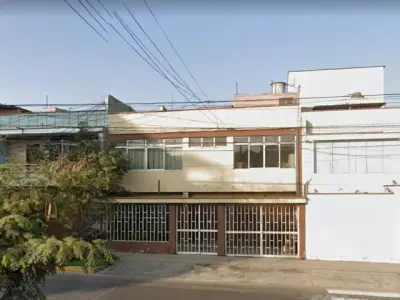 Casa como Terreno 250 m² Santa Catalina