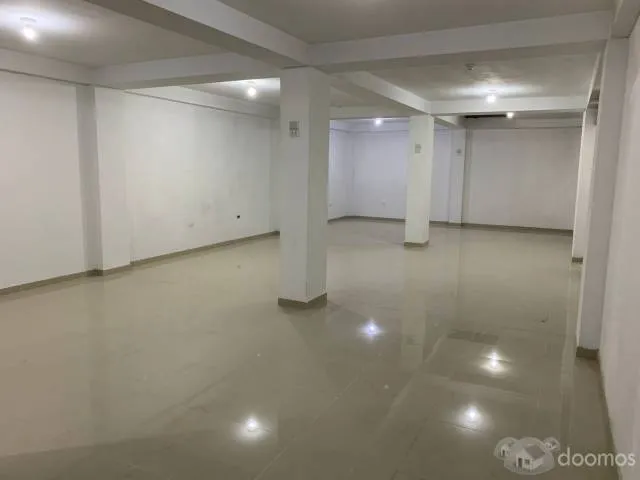 Se Alquila Local En Estreno Con Acabados, Para Oficina, Negocios Varios, En Urb. El Paraiso- Oquendo - 2