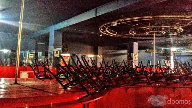 Venta De Hotel En Puente Piedra Con Discoteca Y Estacionamienros - 5