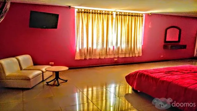 Venta De Hotel En Puente Piedra Con Discoteca Y Estacionamienros - 8