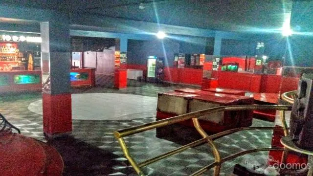 Venta De Hotel En Puente Piedra Con Discoteca Y Estacionamienros - 14