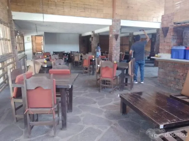 Amplio Local Comercial 611 m², en El Chipe. Zona Concurrida. — foto 6