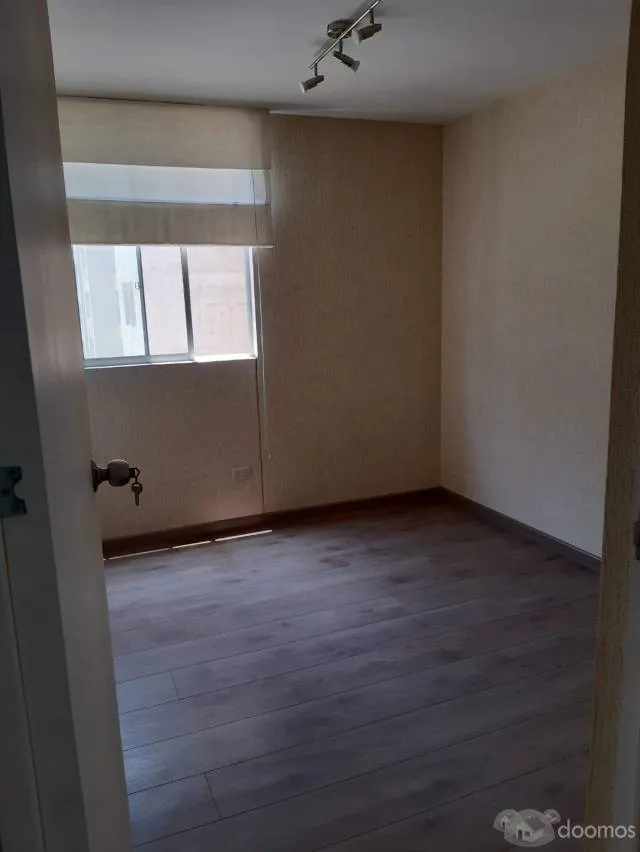 ALQUILER DE DEPARTAMENTO SEMI AMOBLADO EN SAN MARTIN DE PORRES CERCA A LA UNIVERSIDAD NACIONAL DE INGENIERIA — foto 4