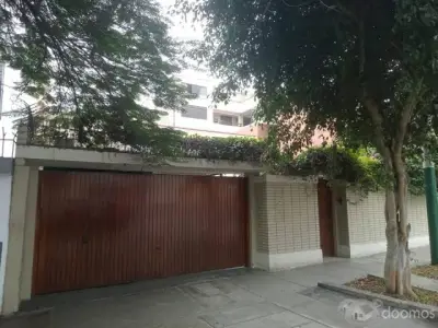Vendo casa para proyecto de edificación - Surquillo