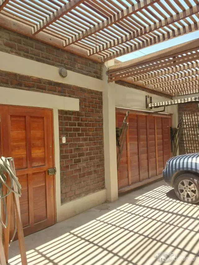 vendo casa de dos pisos en chincha - 3