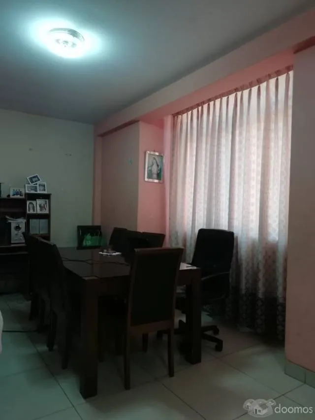 REMATO UNA CASA DE DOS PISOS EN URB. CIUDAD DEL CHOFER, EN CHICLAYO, A 5 MINUTOS DE MALL AVANTURA, USAT Y UTP — foto 2