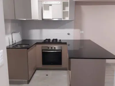 Departamento en Alquiler - 1 Dormitorio --· 40m² ---S/1 600 soles·  con terraza vista al interior -Jirón Larrabure y Unanue 150 - LIMA FRENTE PARQUE WASHIGTON