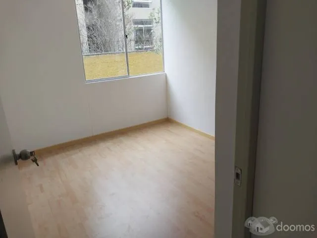 VENTA DE BONITO DEPARTAMENTO EN PROCERES SURCO - SEGUNDO PISO - INT - 4