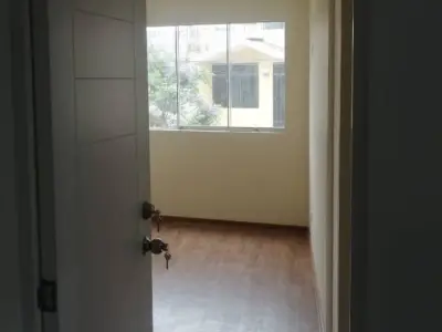 SE ALQUILA MINI DEPA/OFICINA/CONSULTORIO - 30/35M2 - 2DO/3ER PISO - URB. BRISAS - CERCADO LIMA