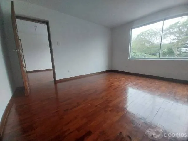 SE ALQUILA DPTO/MIRAFLORES AURORA/ 3HAB 150M2/2DO PISO/ FRENTE A PARQUE — foto 6
