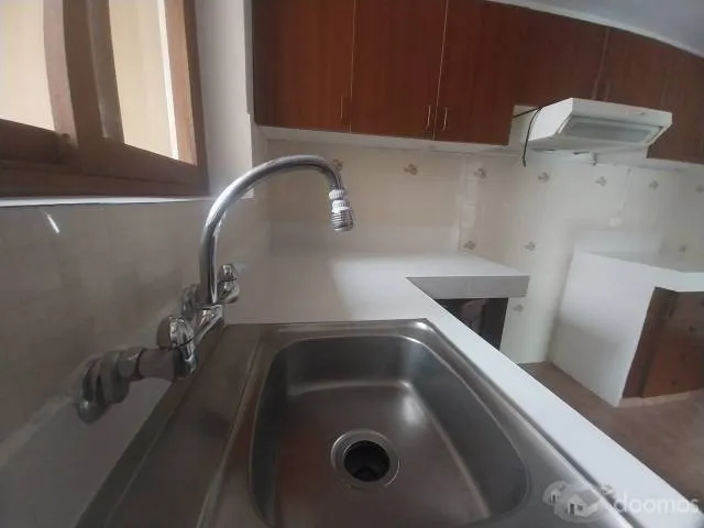 SE ALQUILA DPTO/MIRAFLORES AURORA/ 3HAB 150M2/2DO PISO/ FRENTE A PARQUE — foto 7