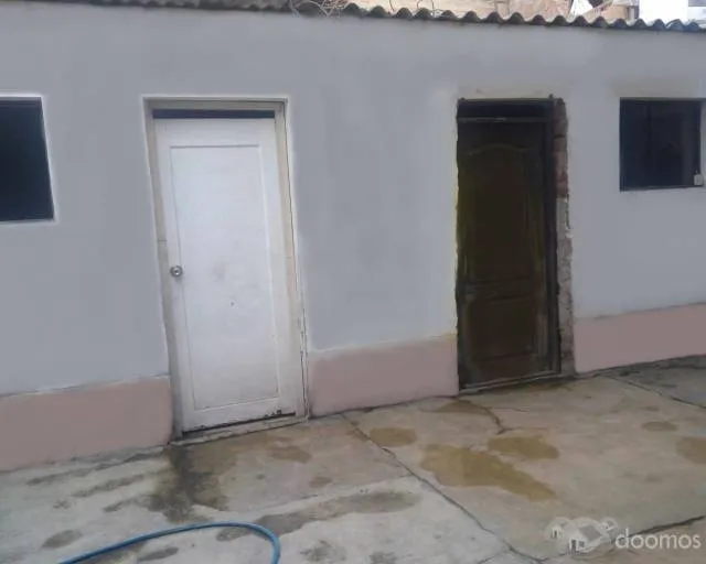 CASA VENTA FRENTE A LOSA SAN MARTÍN — foto 6
