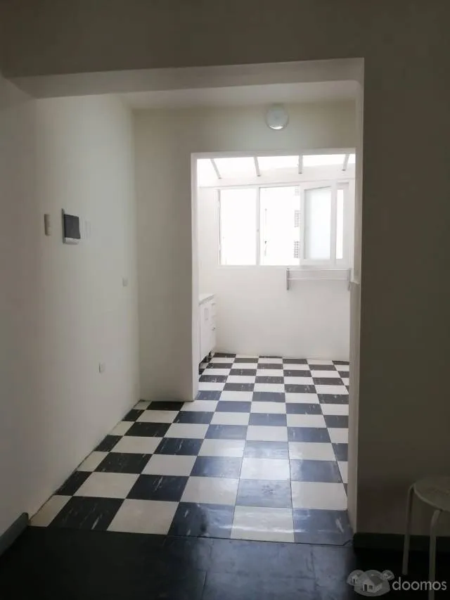 Lindo y Acogedor Dpto en zona residencial de Miraflores, cerca a parque, malecones, — foto 3