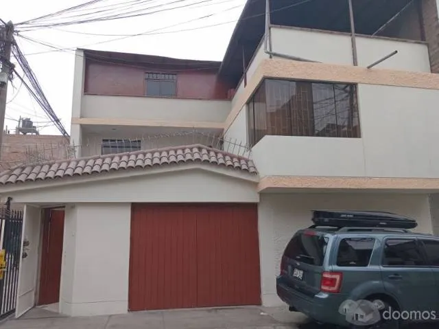 CASA 3 PISOS EN ESQUINA 184 M — foto 3