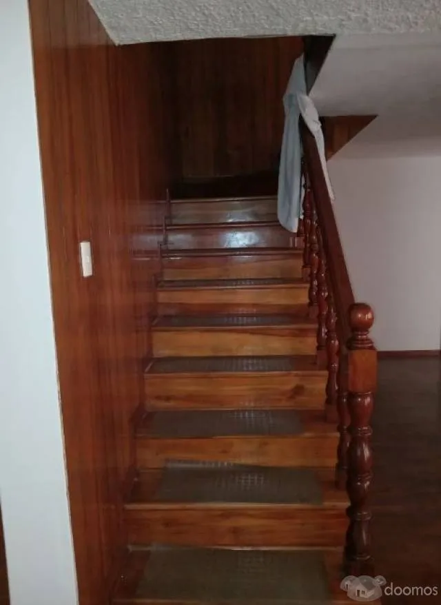 CASA 3 PISOS EN ESQUINA 184 M — foto 8