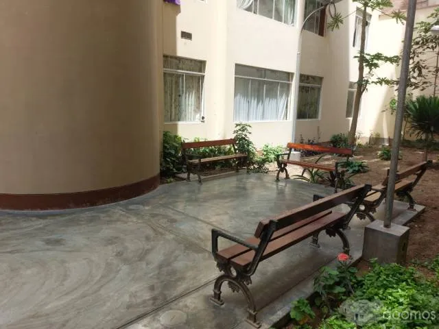 VENDO DPTO EN JOSE JOAQUIN INCLAN 4TO PISO -SAN MIGUEL -VISTA A LA CALLE-CON ASCENSOR — foto 2