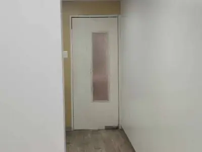 Home Office de 84 m2 ubicado en Los Olivos frente a un parque y a la espalda del Óvalo Huandoy.