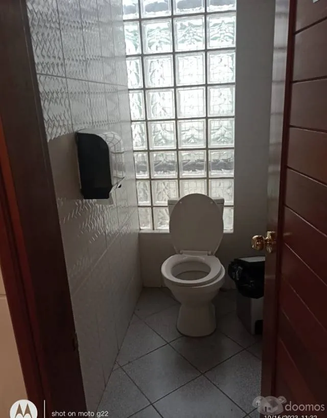 Vendo local comercial $150,000 US - 3