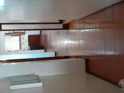 ALQUILO  MINI-DEPARTAMENTO IDEAL PARA PAREJA O DOS PERSONAS ADULTAS.