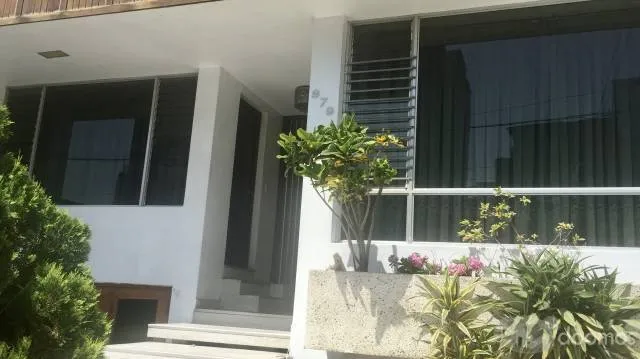 ALQUILER CASA MIRAFLORES DE  OCASIÓN — foto 2